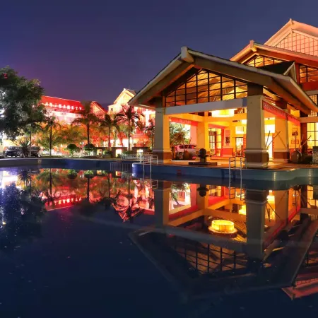 Sanjiang Peninsula Hotel