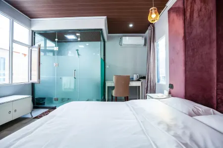 The seven Seas Cinema Hotel, Linfen Отели рядом с достопримечательностью «Yao Temple»