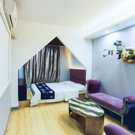 Linfen Qiqi Movie Homestay (Drum Tower)