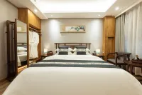 Langzhong Kerenju B&B (Zhuangyuan Paifang Branch) - Romantic