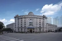 Starway Hotel (Longquan people's Square store) - 3 stjerner