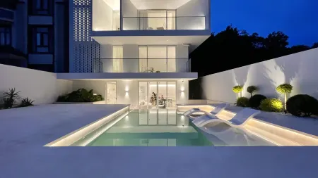 Xiangshan Shifang·White Impression Отели рядом с достопримечательностью «Xiangshan Global Studios»