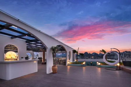 Li River Promise Hotel （Guilin Elephant Trunk Hill & Two Rivers and Four Lakes Scenic Area） Отели рядом с достопримечательностью «Guilin University of Science and Technology»