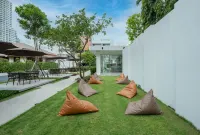 Away Bangkok Riverside Kene