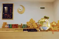 Yunchen Business Hotel Hotels in Junlian