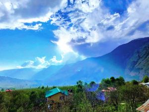 LASYA HOMESTAY MANALI