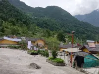 Heizhugou Yefujia Homestay โรงแรมในเอ๋อเปียน