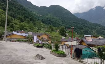 Heizhugou Yefujia Homestay