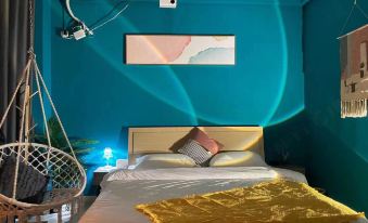 Haikou Qingsu Shiguangju Cinema Homestay