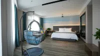Han Middle East and Xinyue Hotel