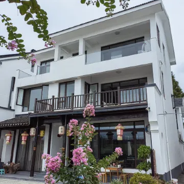 Guanchao B&B, No. 8 Qiantang, Haining