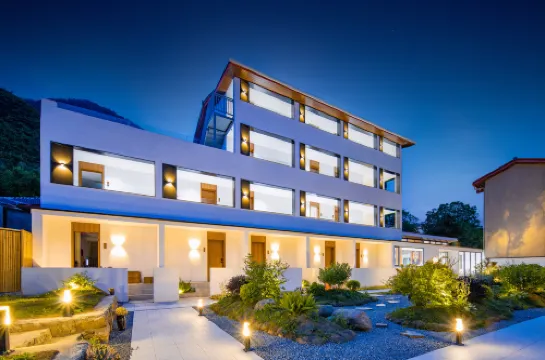 Cloud back to Sunsite Jiuzhai Wangshan Residence