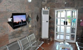 Ladalob Royal Suites