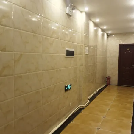 Baihe fashion hotel in tao nan city