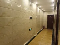 Baihe fashion hotel in tao nan city