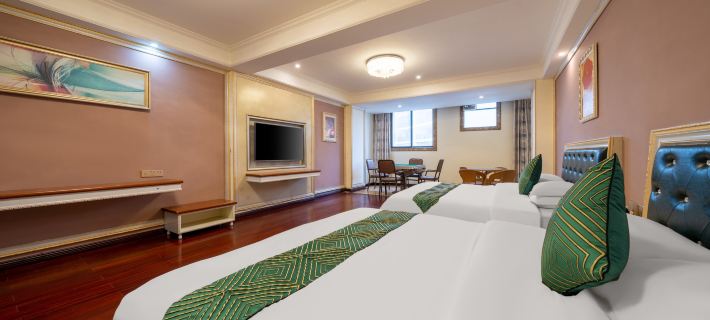 Jinzijin Business Hotel Hotels in Binyang