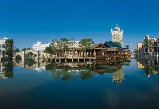 Chikan Ancient Town Wisteria Youth Hostel: 2026 Deals & Reviews