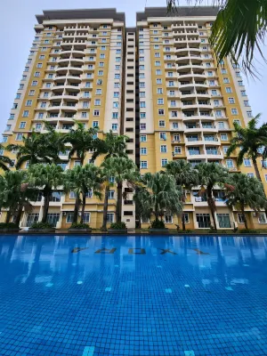 Ixora Coliving Lifestyle Homestay - ที่มีที่จอดรถ