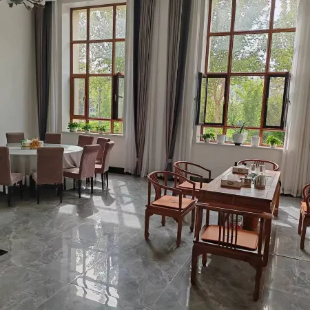 Yulongze Business Club