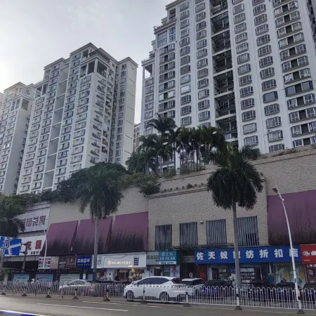 Haikou Jiusu Yizhai Pure Girl Youth Hostel