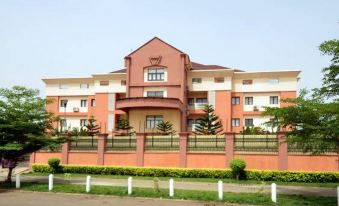 Alphaplus Apartments