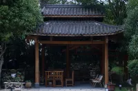 Wuyishan Fujian Chunzhuang Holiday Space Отели в г. Южный вход в живописный парк / городок Manyou / перевал Nanyuan