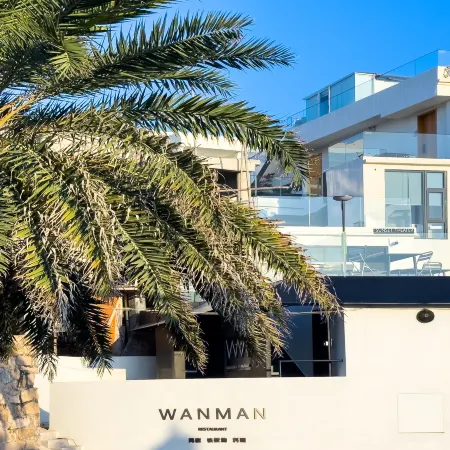 Dongshan Bay Man Scenic Apartment (Nanmen Bay)