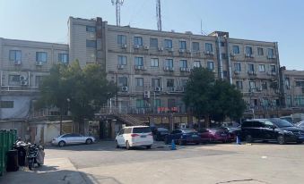 Horizon E-Sports Hotel (Shanghai Pengpu Xincun Metro Station Branch)