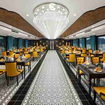 Catherine Cruises Dining/Meeting Rooms