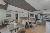 Interurban Suites Hotel, a Dazzler Select by Wyndham - parking