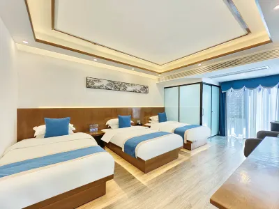 Phoenix Yunyishe Boutique Homestay (Phoenix Ancient City Branch)