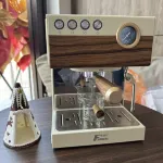 Sitting in the Forest Luxury Homestay