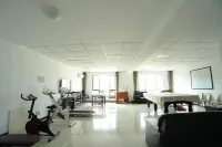 Ruihao Homestay (Jinjiang Building)