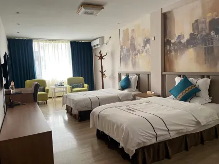 Nanlu Jinding Business Hotel Отели рядом с достопримечательностью «Nanjian Tulin»