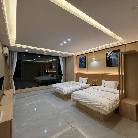Tianranju Inn Hotels in Luquan Yi and Miao Autonomous County