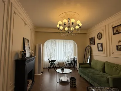 攬月居民宿（天津東疆親海公園店） Hotels near Dongjiang Qinhai Park