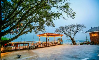 Fengjie County Wangjiang Homestay