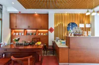 Dali Xin wants to be a Boutique bed-and-breakfast