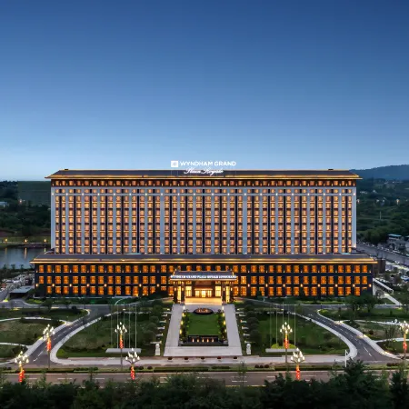 Wyndham Grand Plaza Royale Longchang