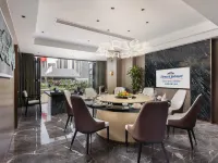 Howard Johnson Zun Ju Hotel Cheng Du Hotels near Xindu