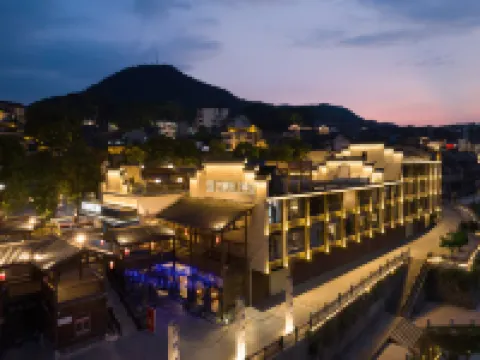 Shuiqi Longmen Hotel (Huaihua HongJiang Ancient Mall) Hotels in HongJiang