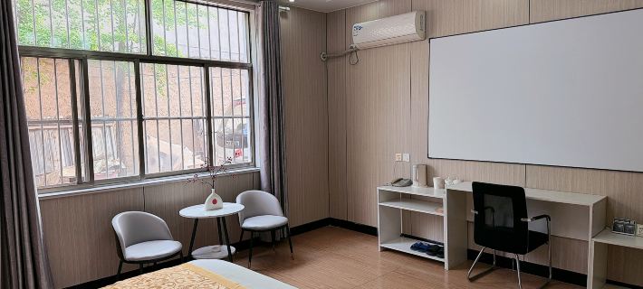 Sishui Senrun Business Hotel Hotels in Sishui