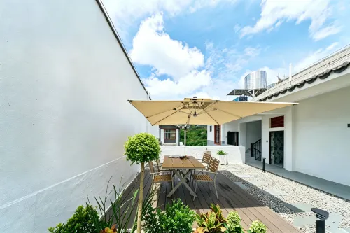 Man Bo Guesthouse‌