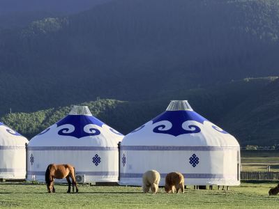 Nomadic Manor Hotel