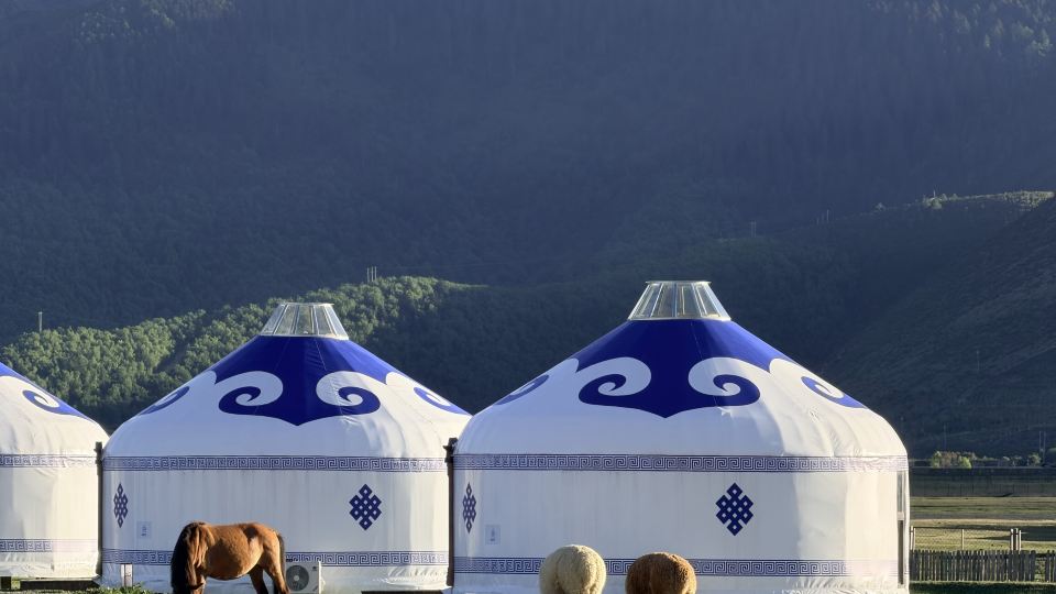 Nomadic Manor Hotel