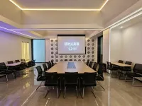 Time Travel Boutique Stay (Nanning Railway Station Mingxiu Road Subway Station) - New