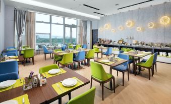 Hampton by Hilton Shenzhen Futian Mangrove Park Apartments