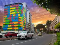 Hotel Capital Kota Kinabalu Отели рядом с достопримечательностью «Торговый центр Wisma Merdeka»