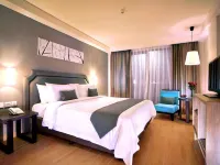 Harper Kuta Hotel by Aston Các khách sạn gần Quán bar Sky Garden