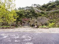 浙西大峡谷龙井峡康富佳山庄 - 酒店附近